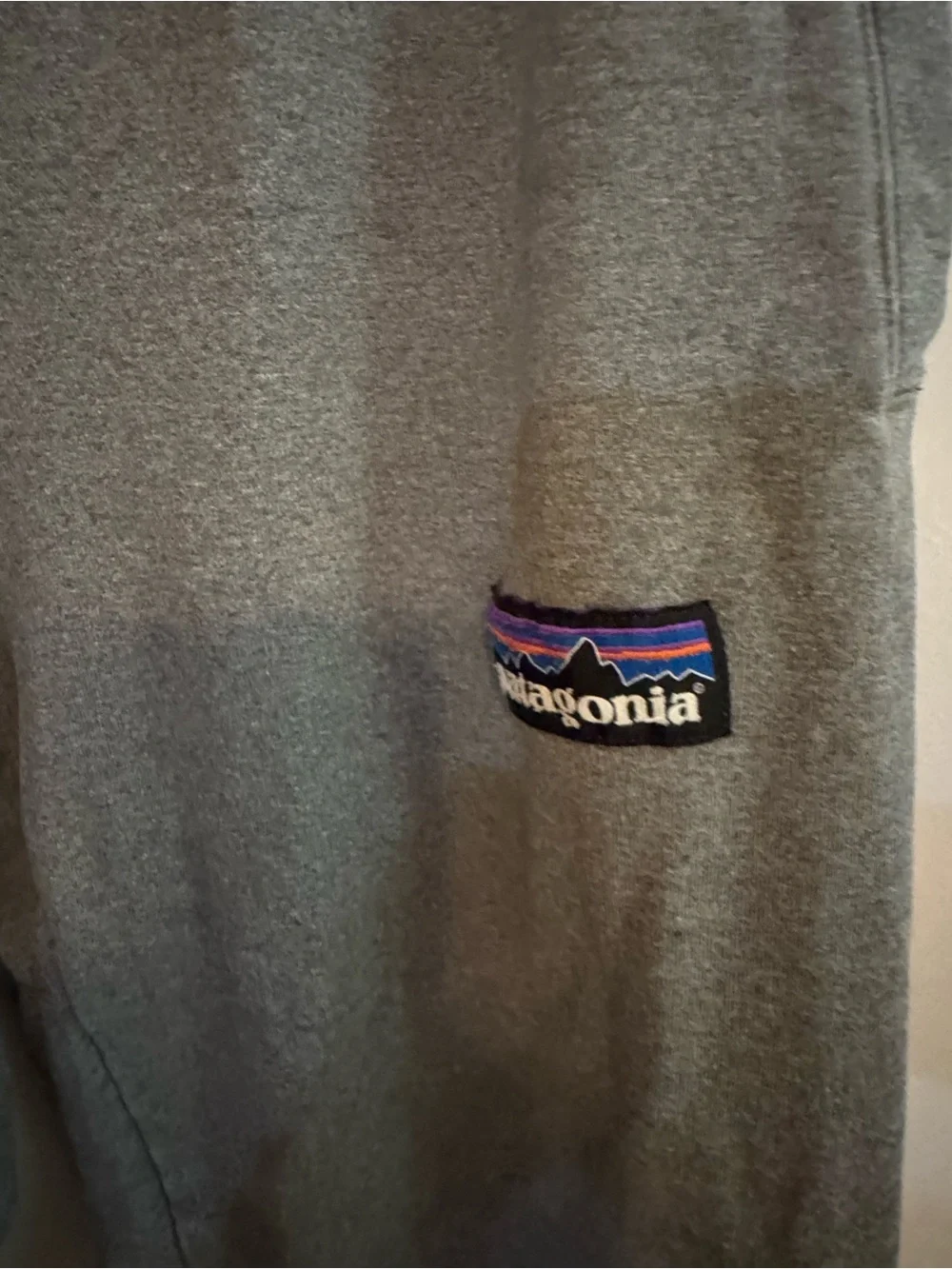 Patagonia Fleece Sweatpants Size Small Gray Logo Jogger Pants